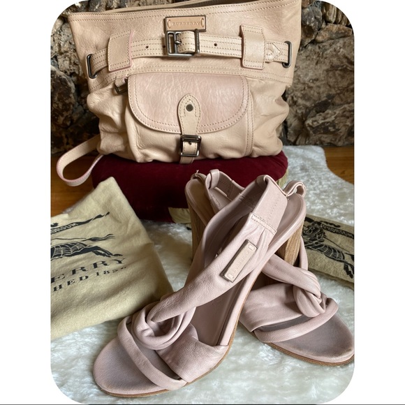 Sandals and handbag - Picture 2 of 4